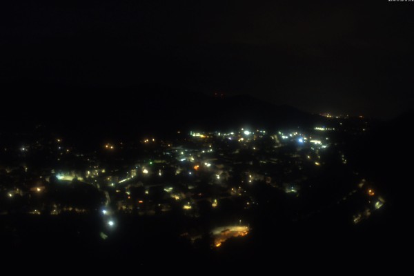 Aktuelle Bilder der Webcam mit Blick in Richtung Freiburg