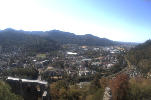 Aktuelle Bilder der Webcam mit Blick in Richtung Freiburg