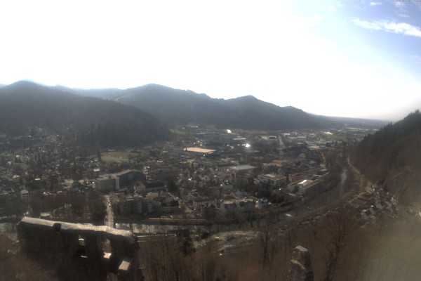 Aktuelle Bilder der Webcam mit Blick in Richtung Freiburg