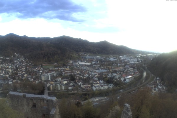 Aktuelle Bilder der Webcam mit Blick in Richtung Freiburg