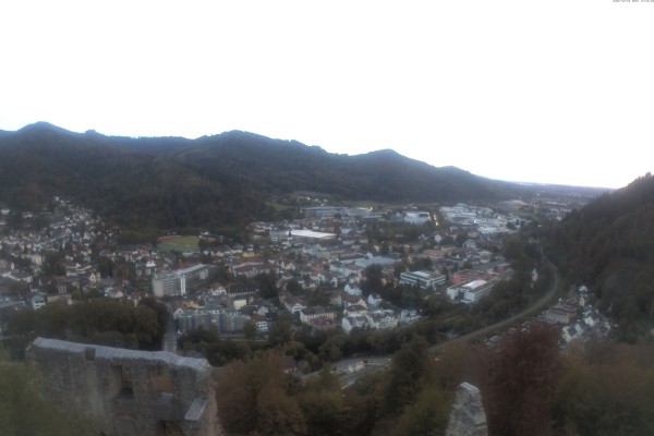 Aktuelle Bilder der Webcam mit Blick in Richtung Freiburg