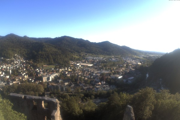 Aktuelle Bilder der Webcam mit Blick in Richtung Freiburg