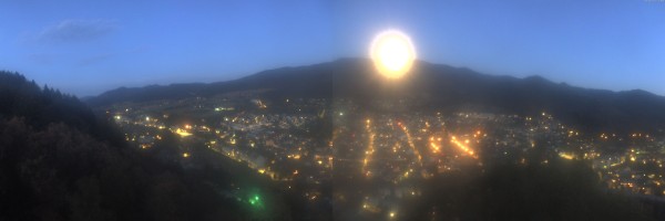 Aktuelle Bilder der Webcam mit Blick in Richtung des Elztals hinauf